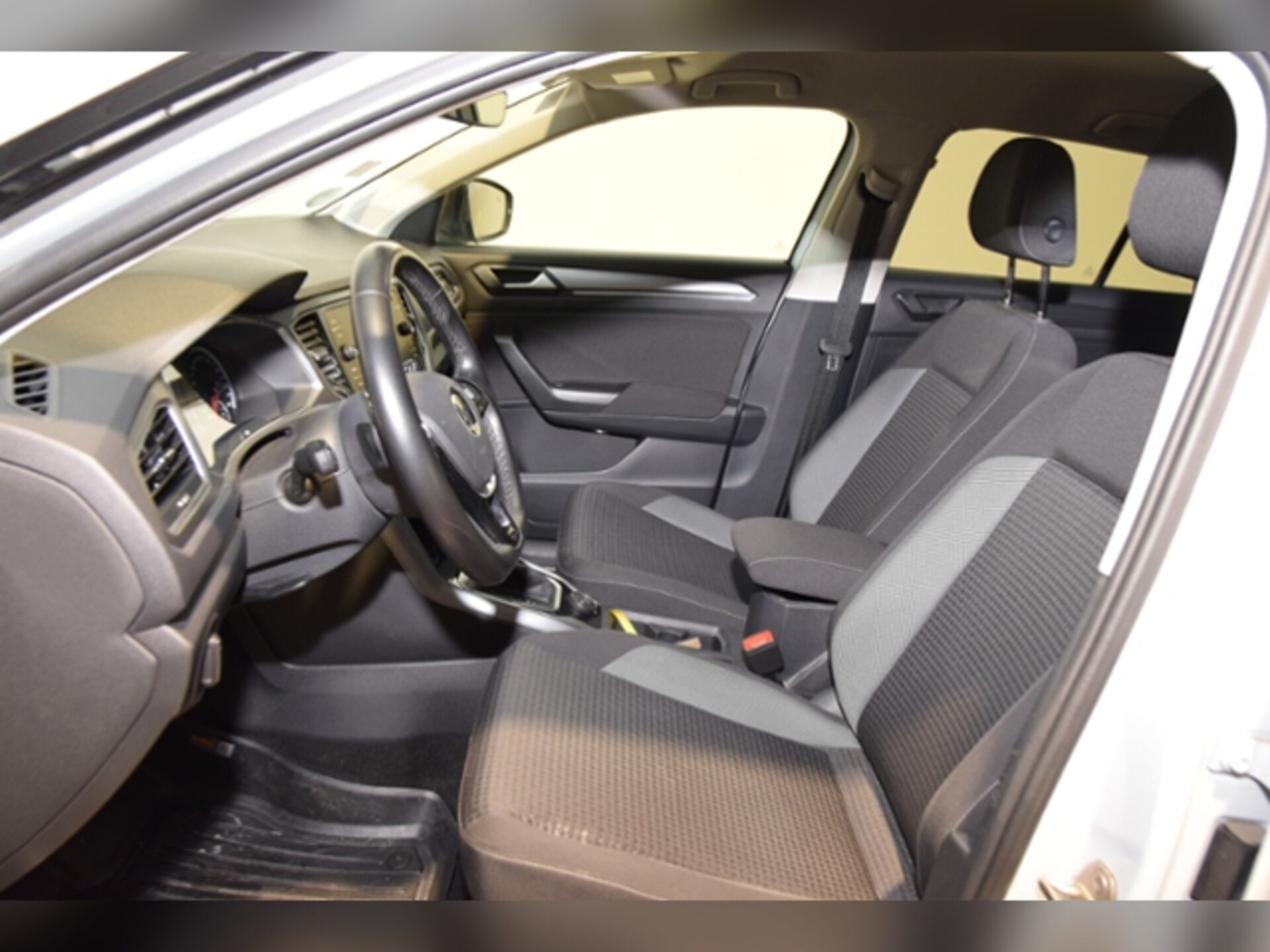 Volkswagen T-Roc Active