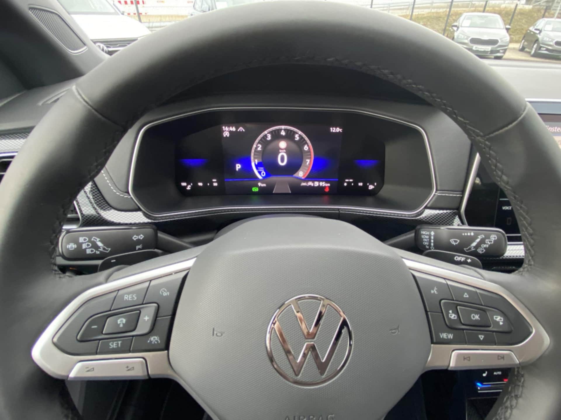 Volkswagen T-Cross Plus