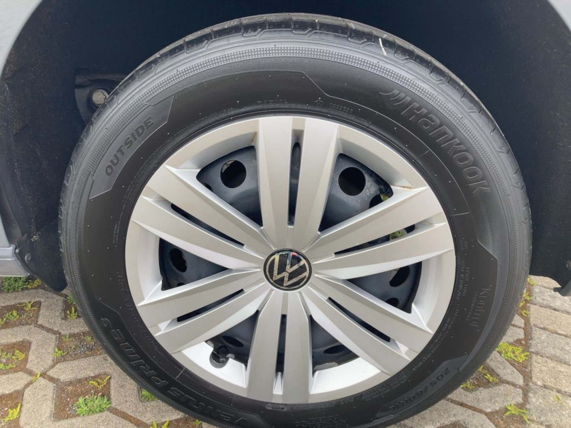 Volkswagen Caddy Basis-Modell