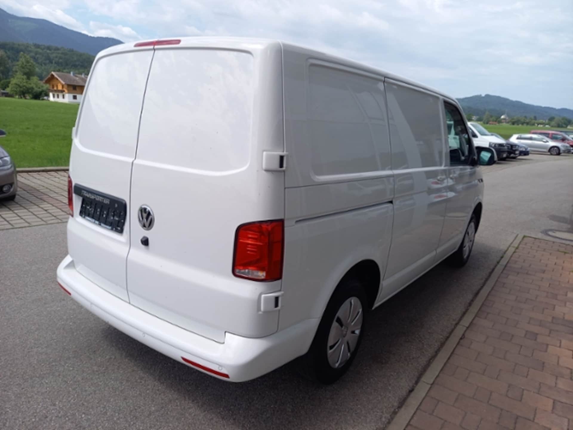 Volkswagen T6.1 Transporter Kasten kurzer Radstand