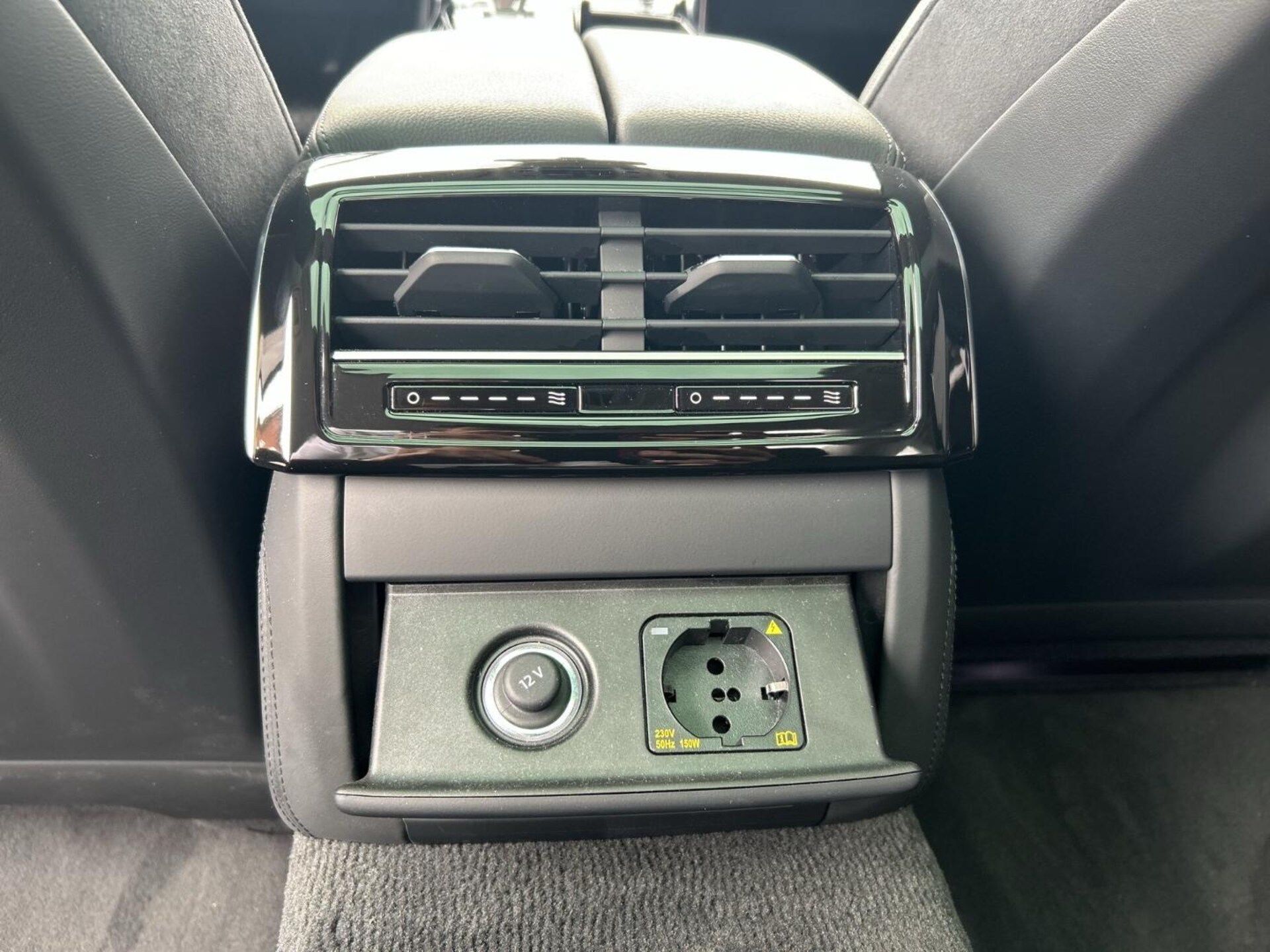 Audi A8 L TFSI e