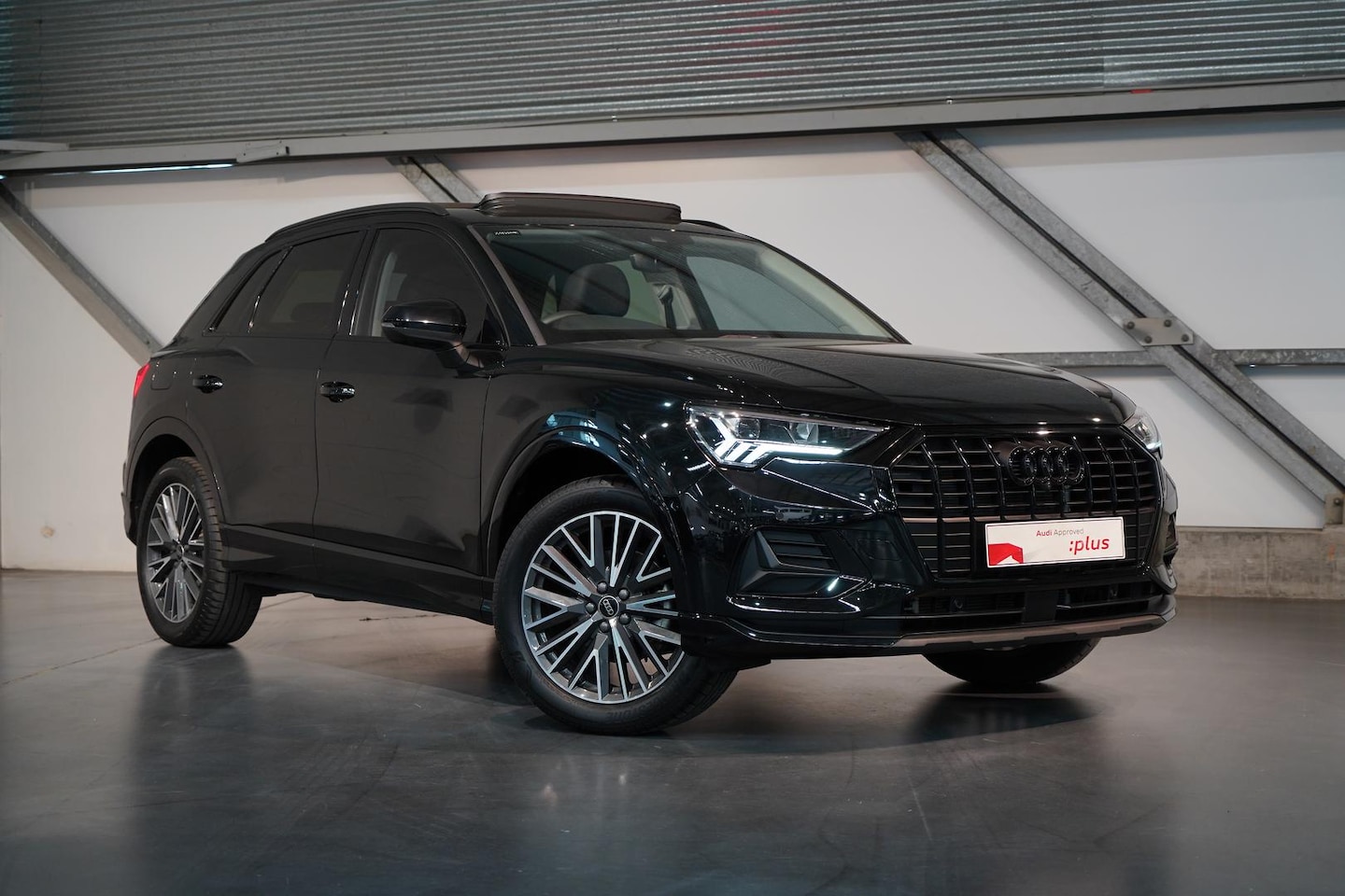 Image about Audi Q3 TFSI S tronic