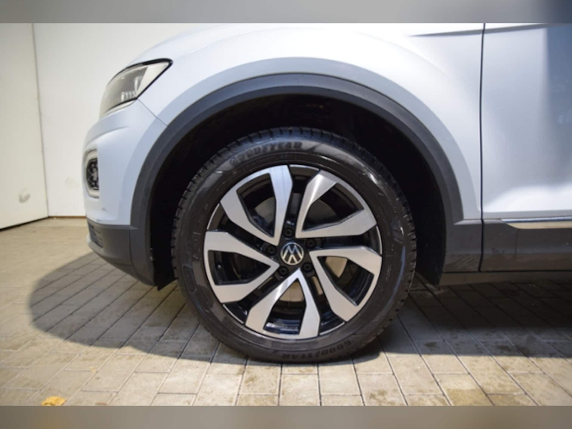 Volkswagen T-Roc Active