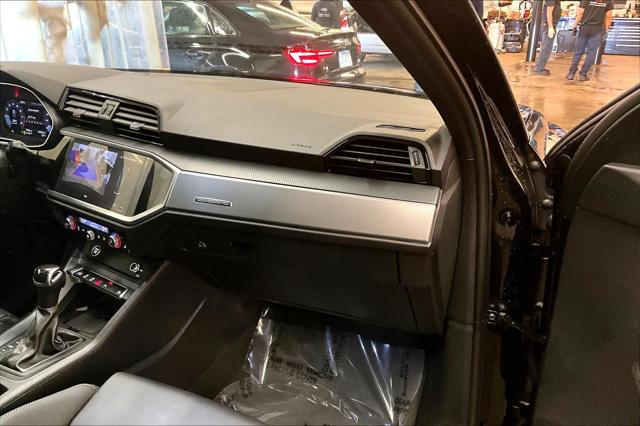 2025 Audi Q3 S Line Premium - Photo 19