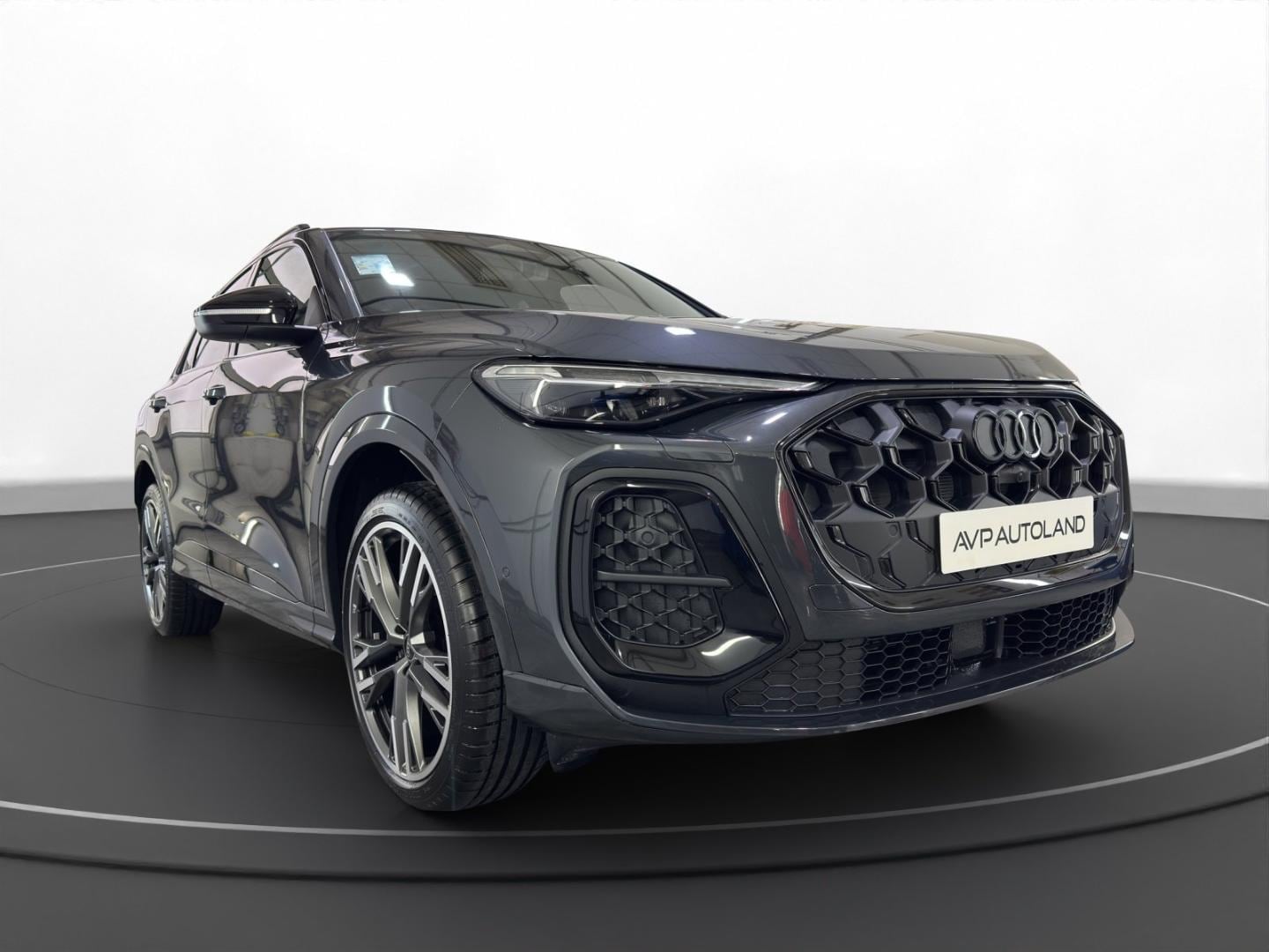 Bild über Audi Q5 SUV TDI quattro 150 kW S tronic - für weitere Informationen kontaktieren Sie den Audi Partner