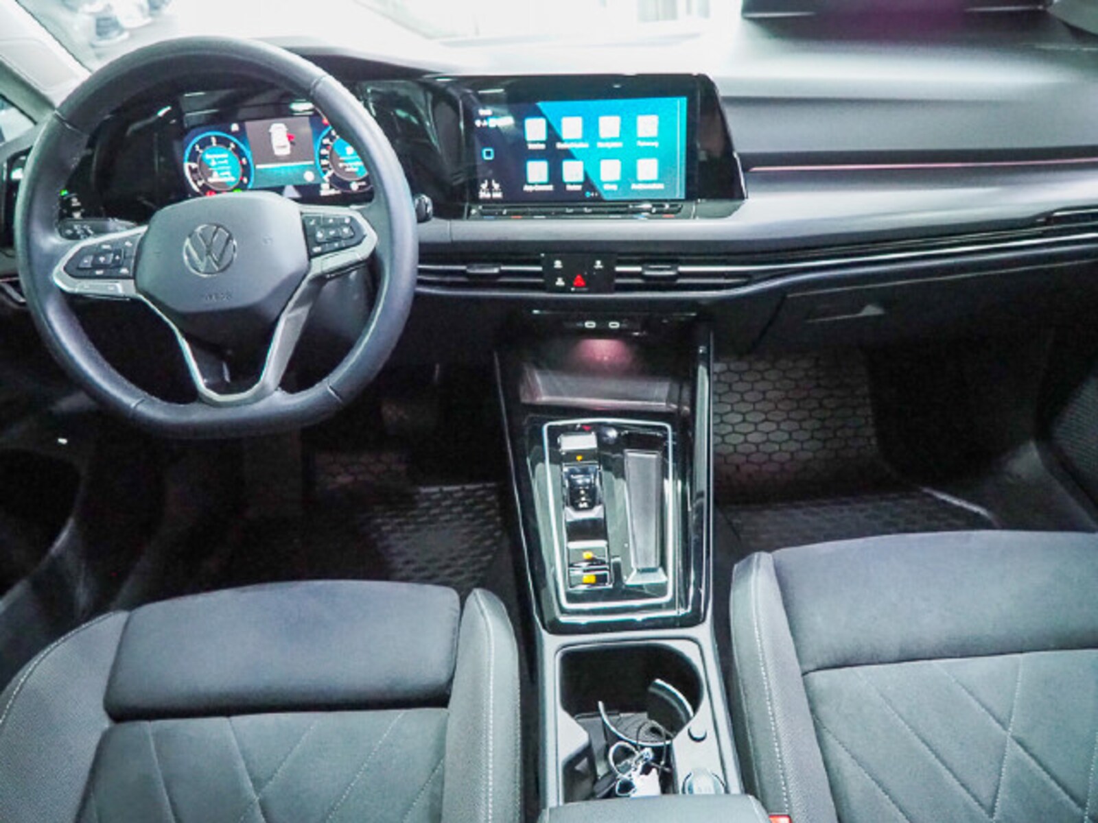 Volkswagen Golf Variant – Bild 8