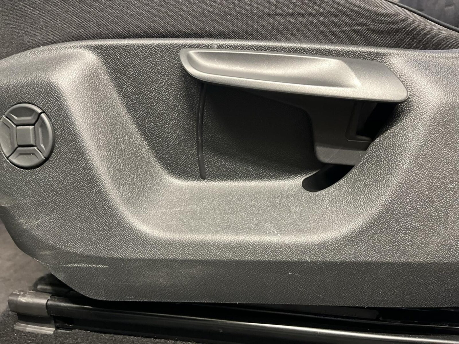 Volkswagen Tiguan – Bild 15