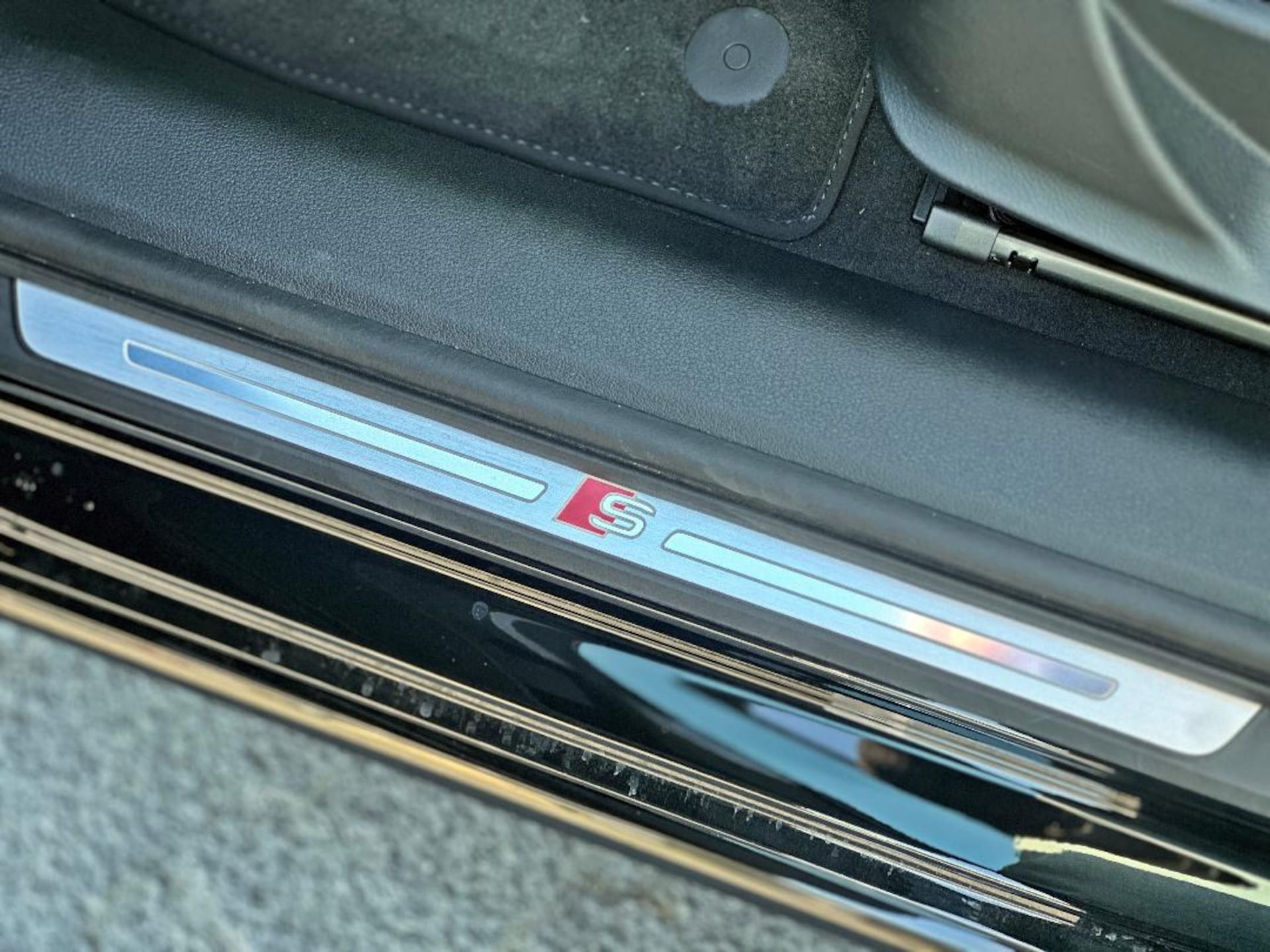 Audi A4 Avant S line
