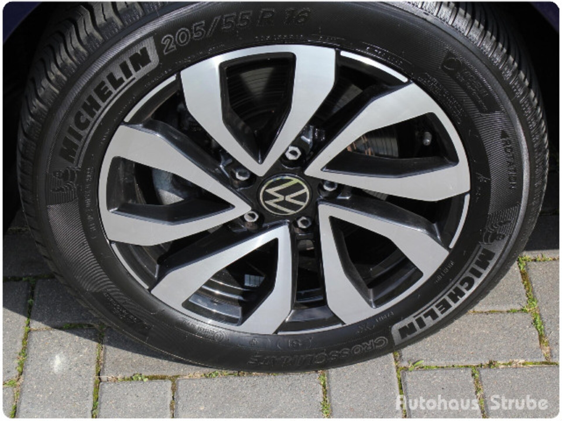 Volkswagen Golf Active