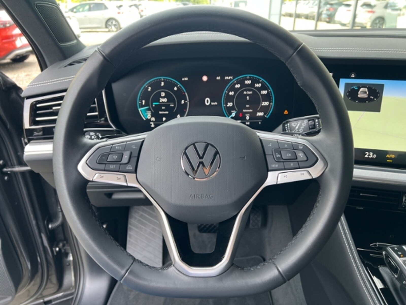 Volkswagen Touareg – Bild 12
