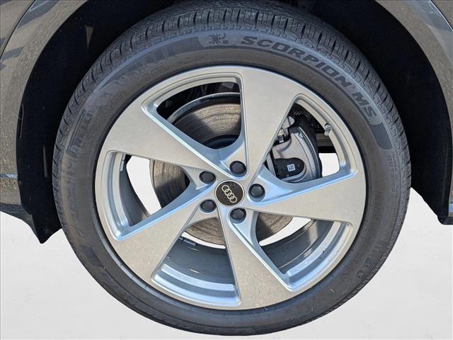 2025 Audi Q5 Premium Plus - Photo 9