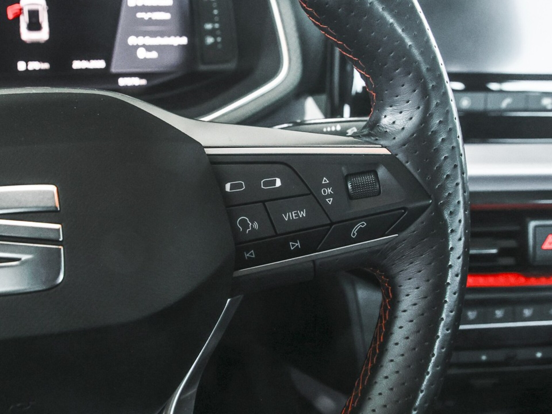 SEAT Arona FR