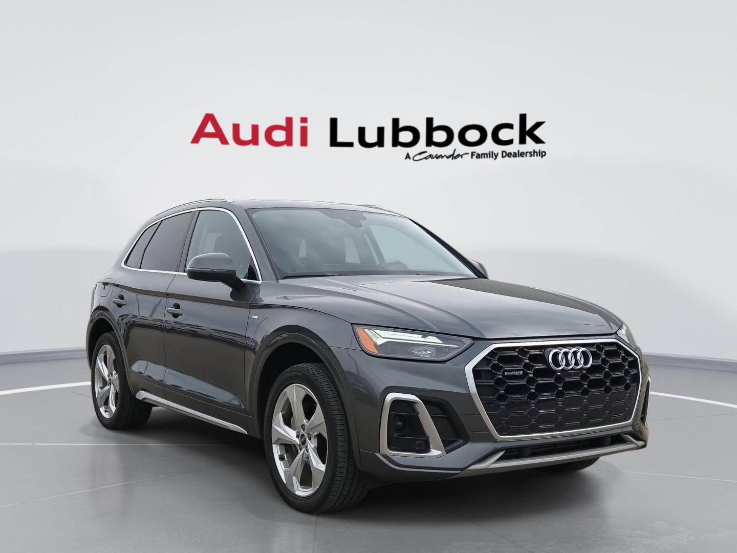 2023 Audi Q5 45 Premium Plus's photo
