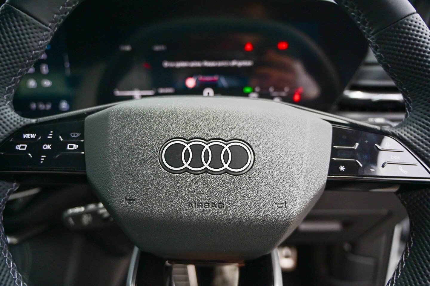 Image about Audi Q5 SUV TDI quattro 150 kW sport