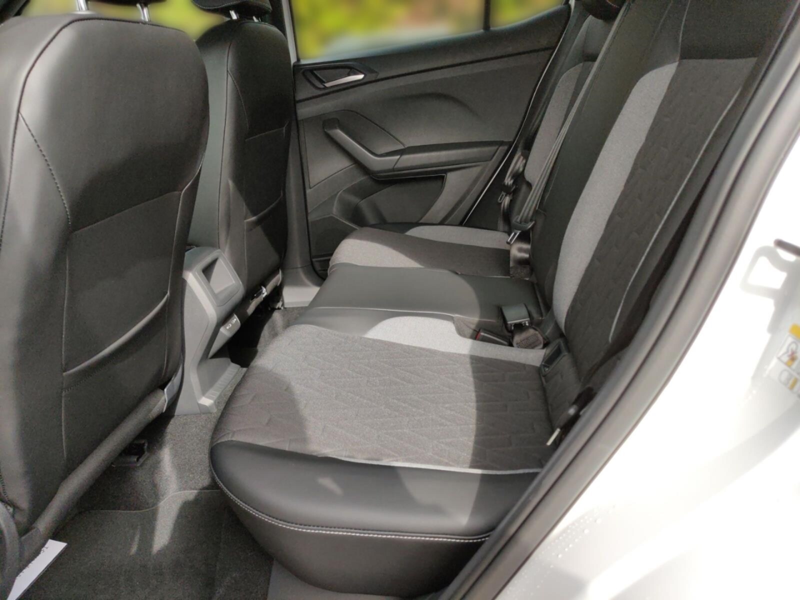 Volkswagen T-Cross – Bild 11