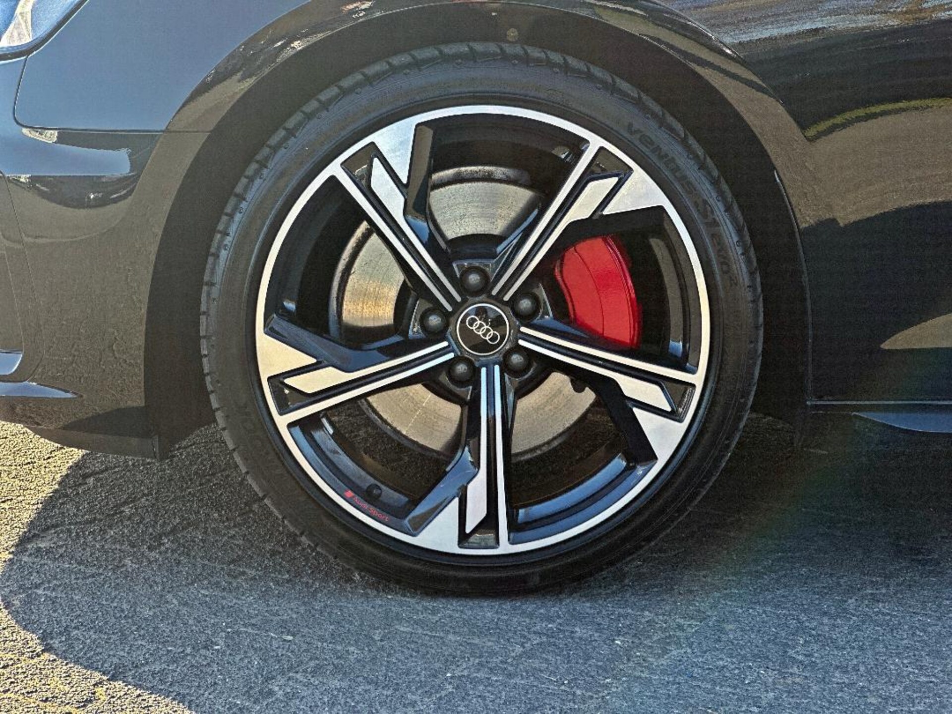 Audi A4 Avant S line