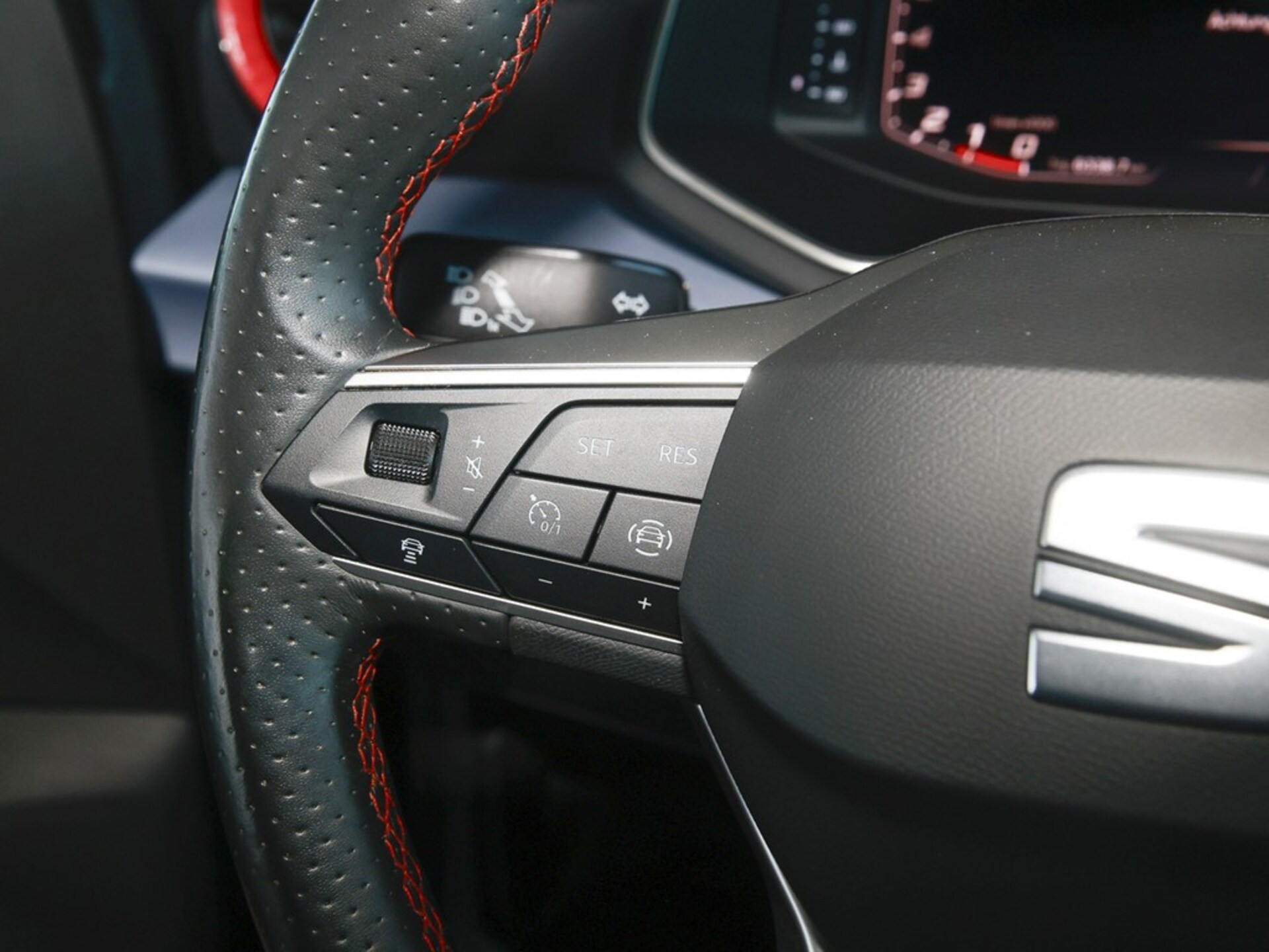 SEAT Arona FR