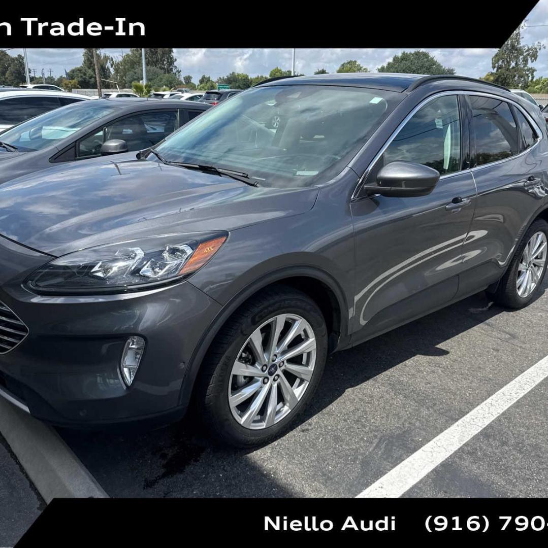 2021 Ford Escape Titanium