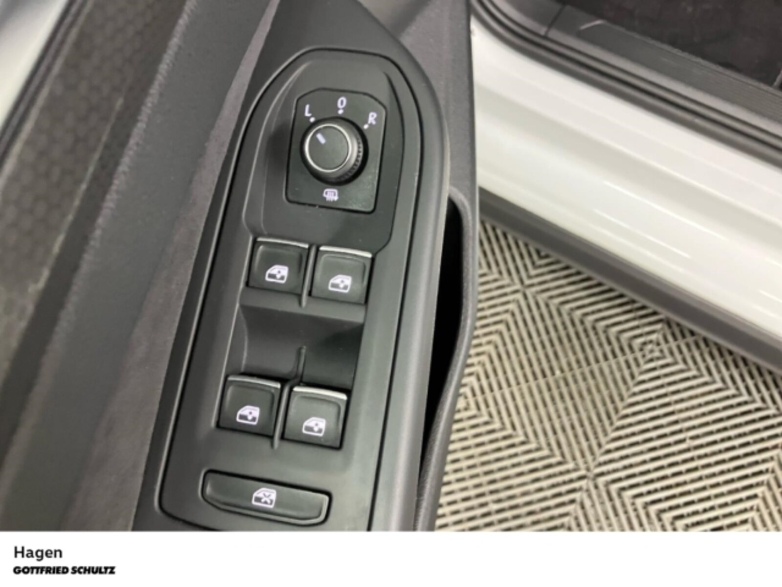 Volkswagen Golf – Bild 10