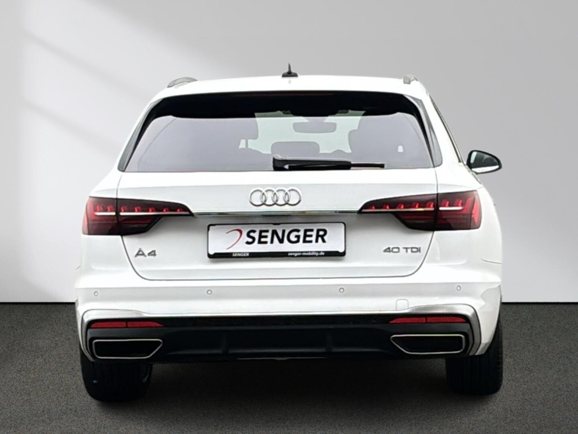Audi A4 Avant S line
