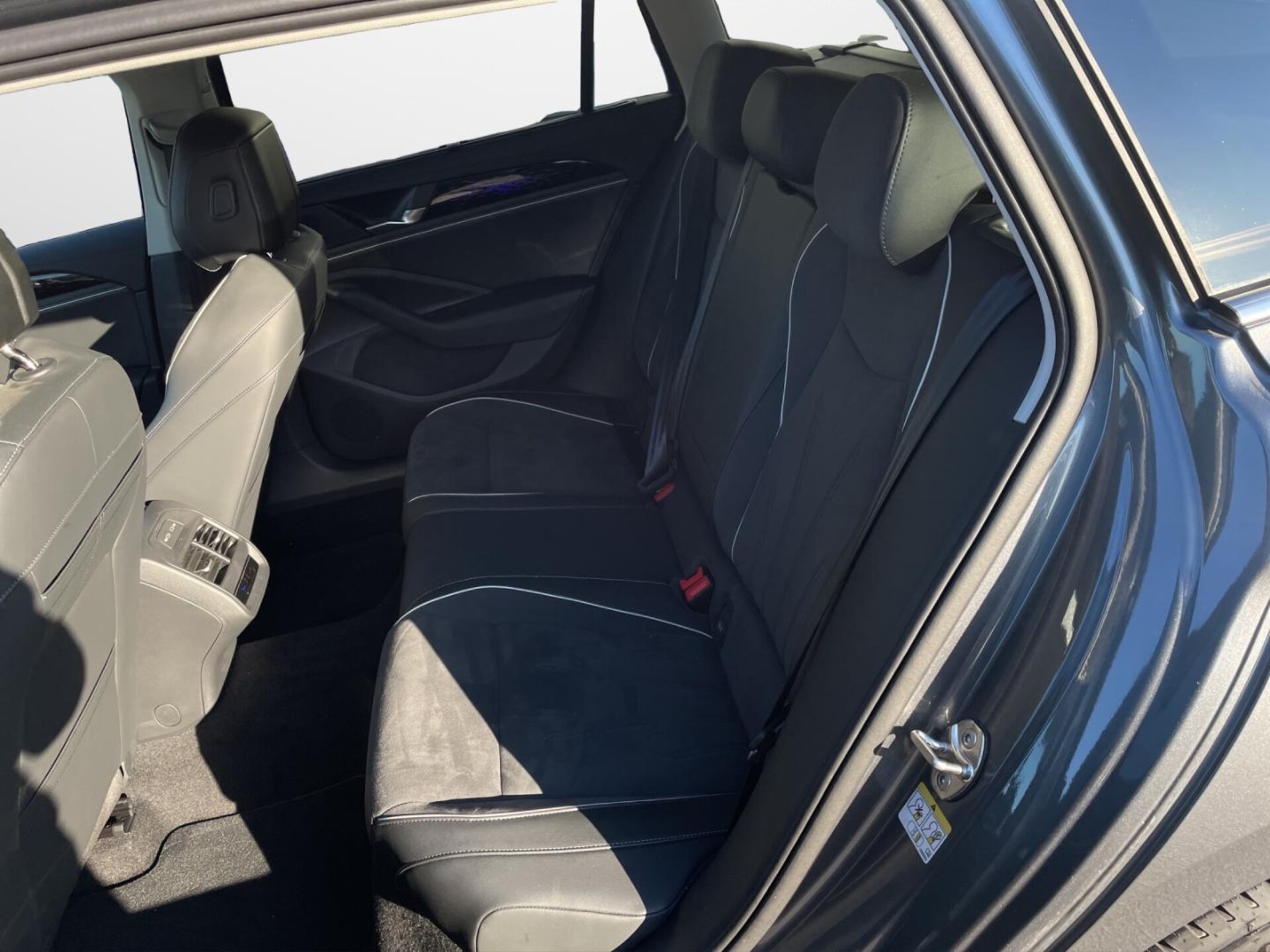 Volkswagen Passat Elegance