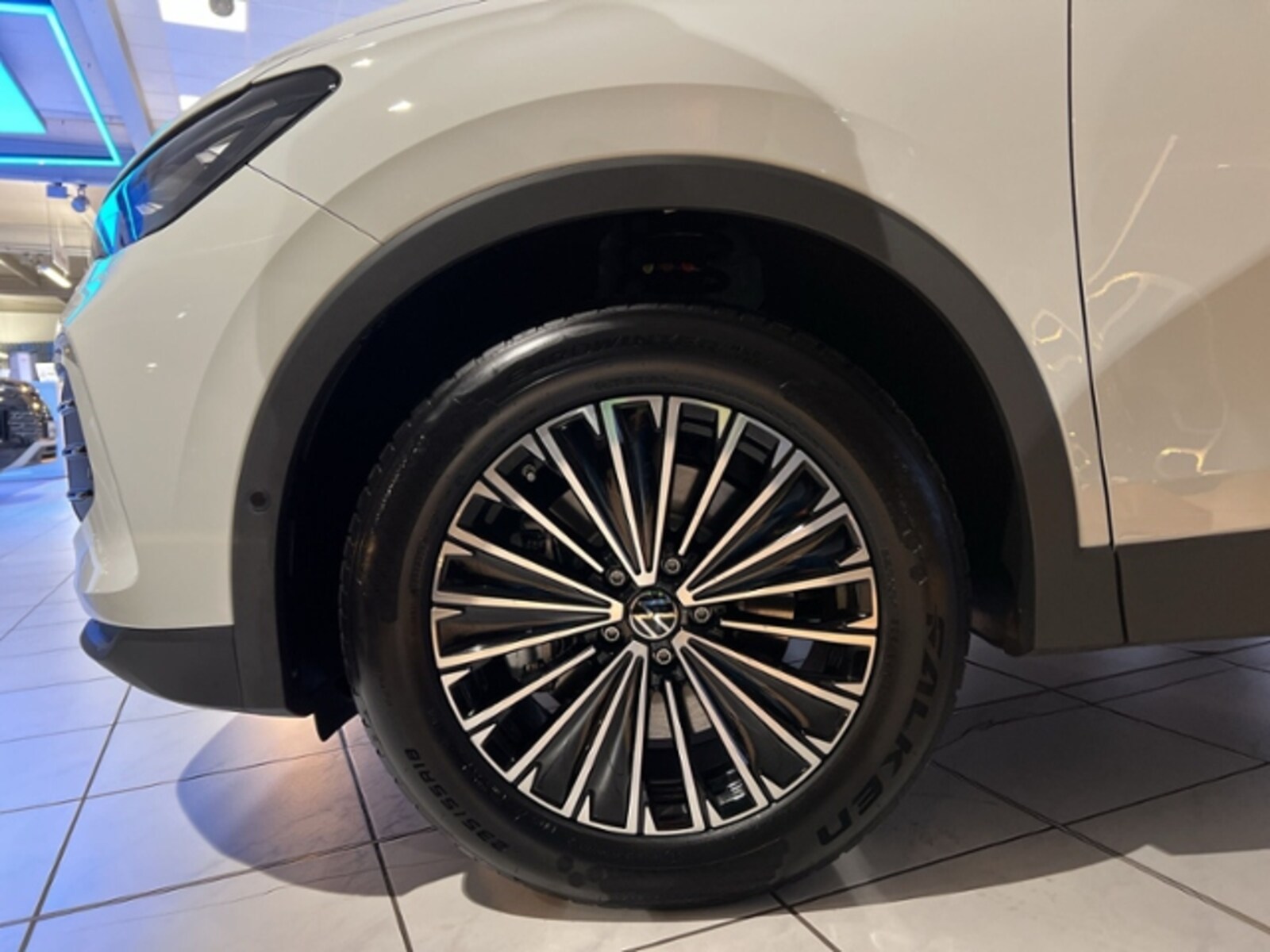 Volkswagen Tiguan – Bild 7