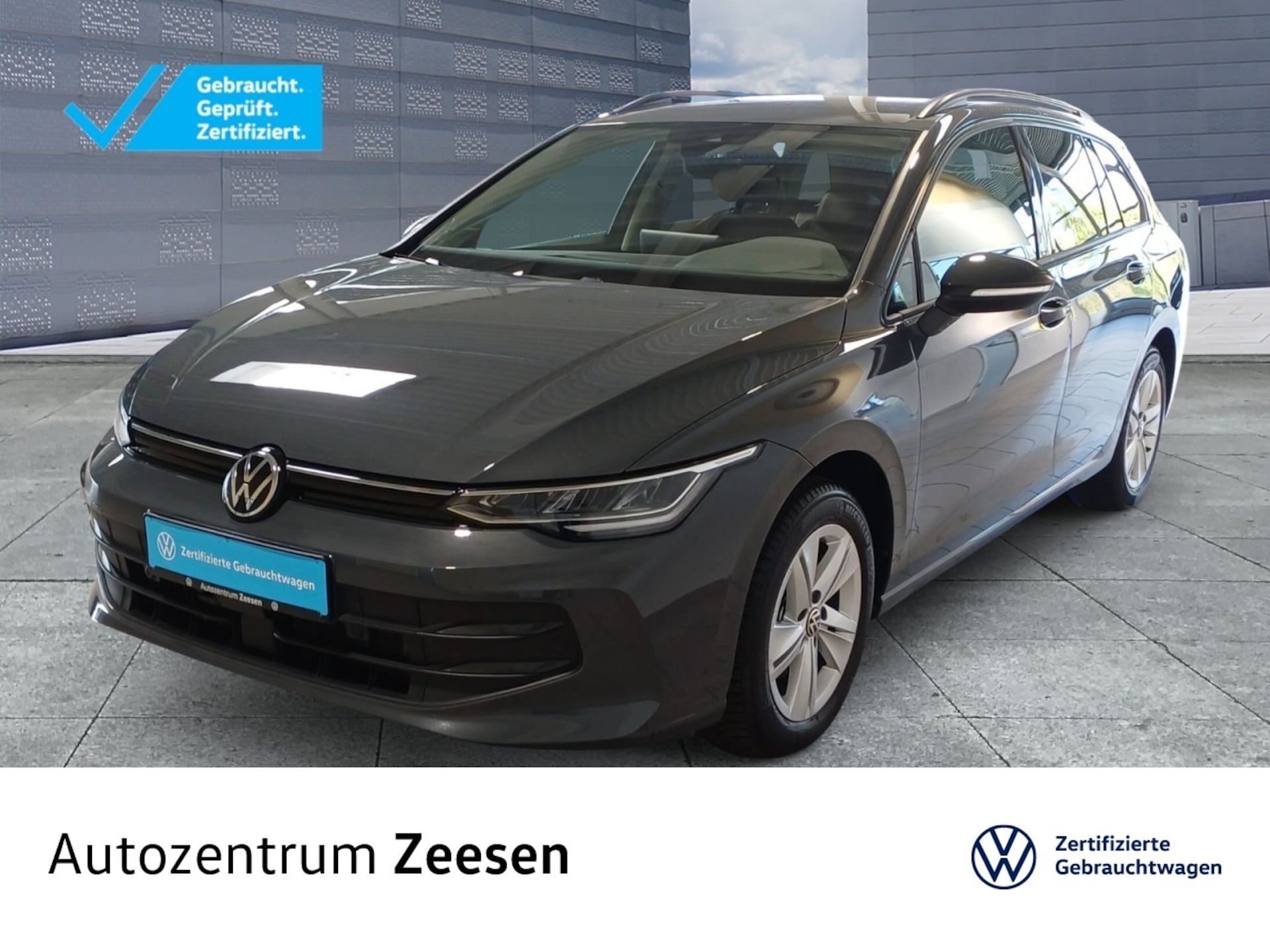 Volkswagen Golf Variant Life