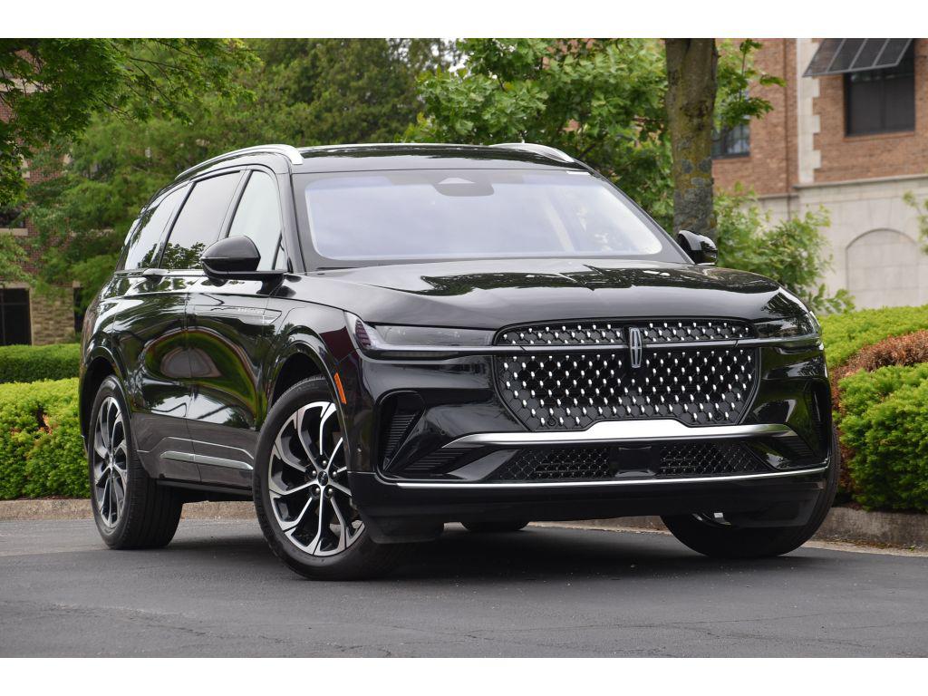 2024 Lincoln Nautilus Reserve AWD's photo