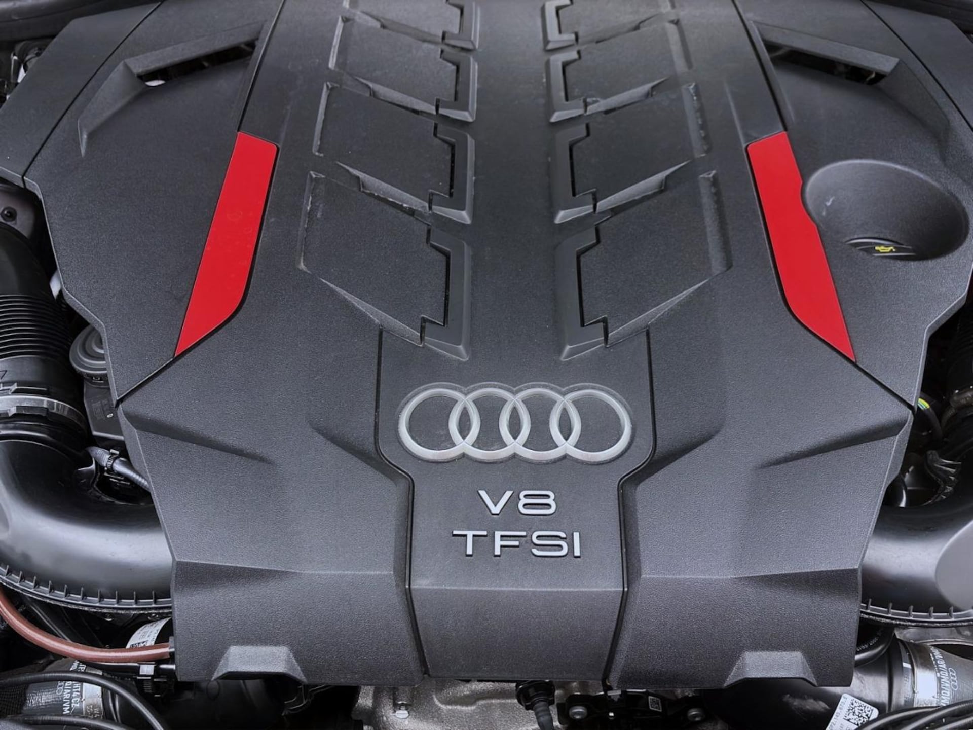 Audi S8