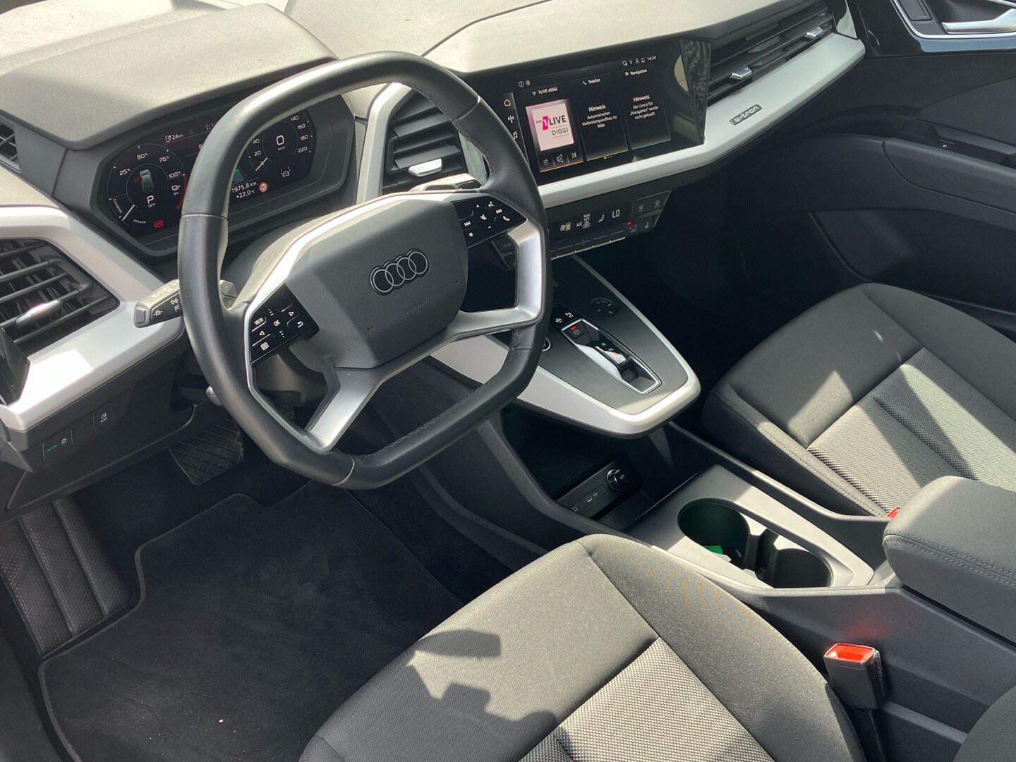 Image about Audi Q4 e-tron 40 e-tron