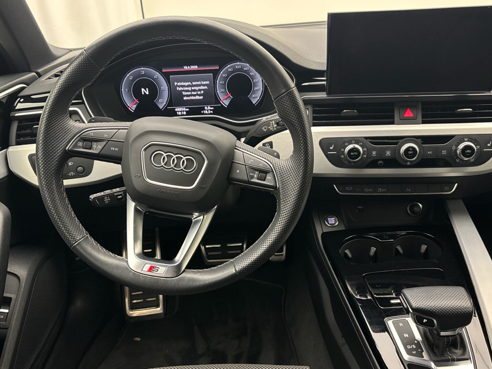 Audi A4 Avant S line