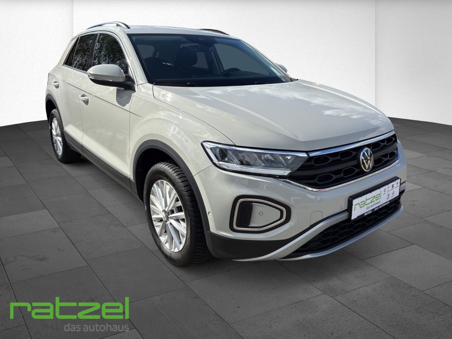 Volkswagen T-Roc Life