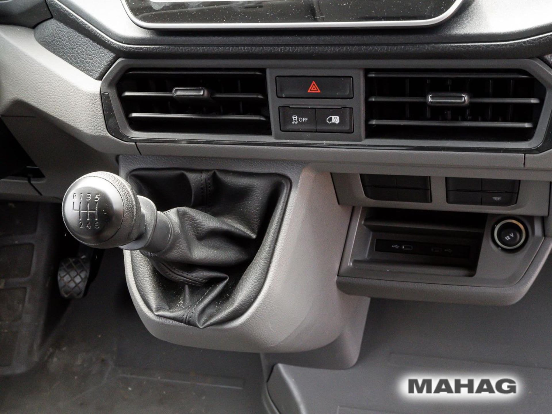 Volkswagen Crafter Kasten langer Radstand