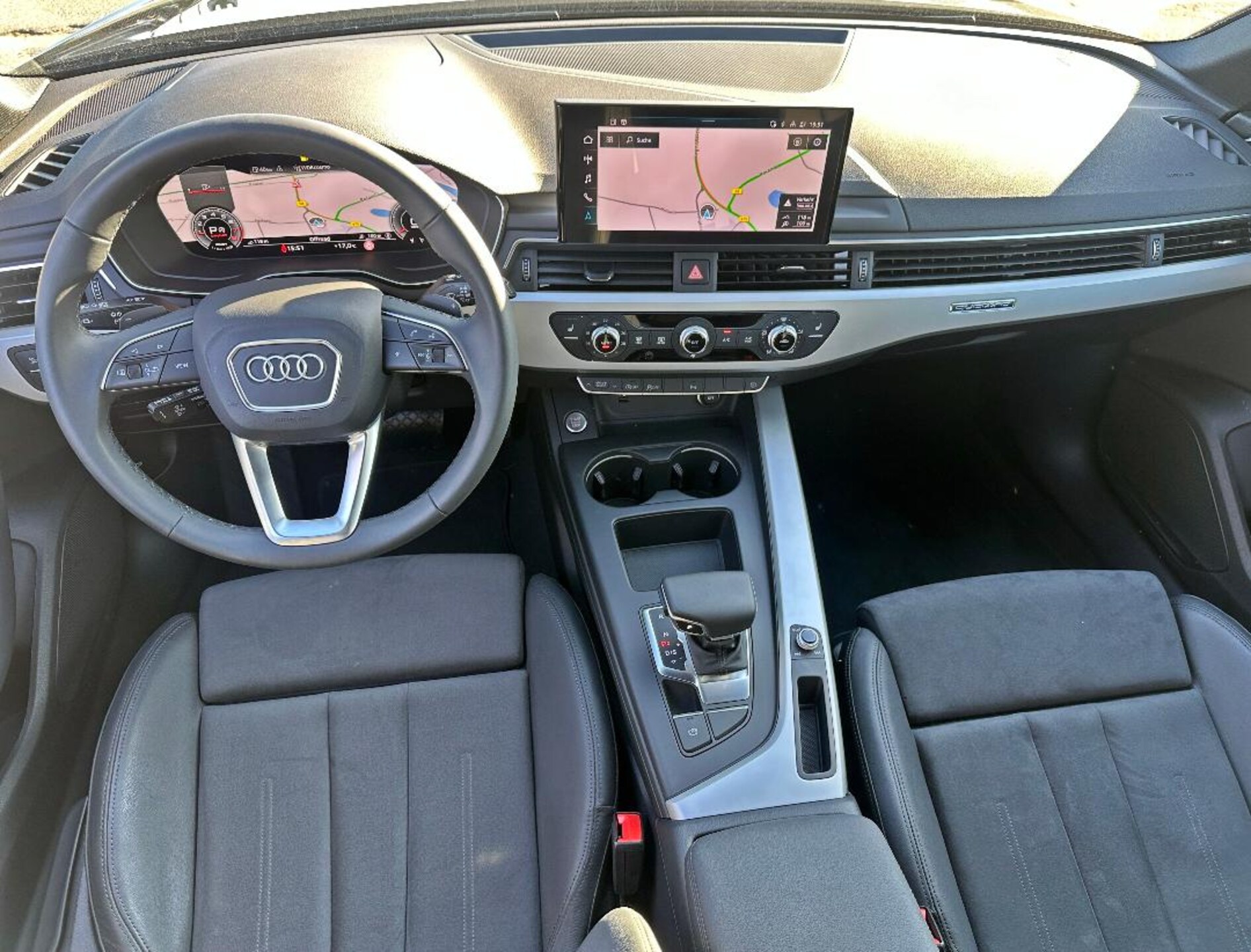 Audi A4 Avant S line