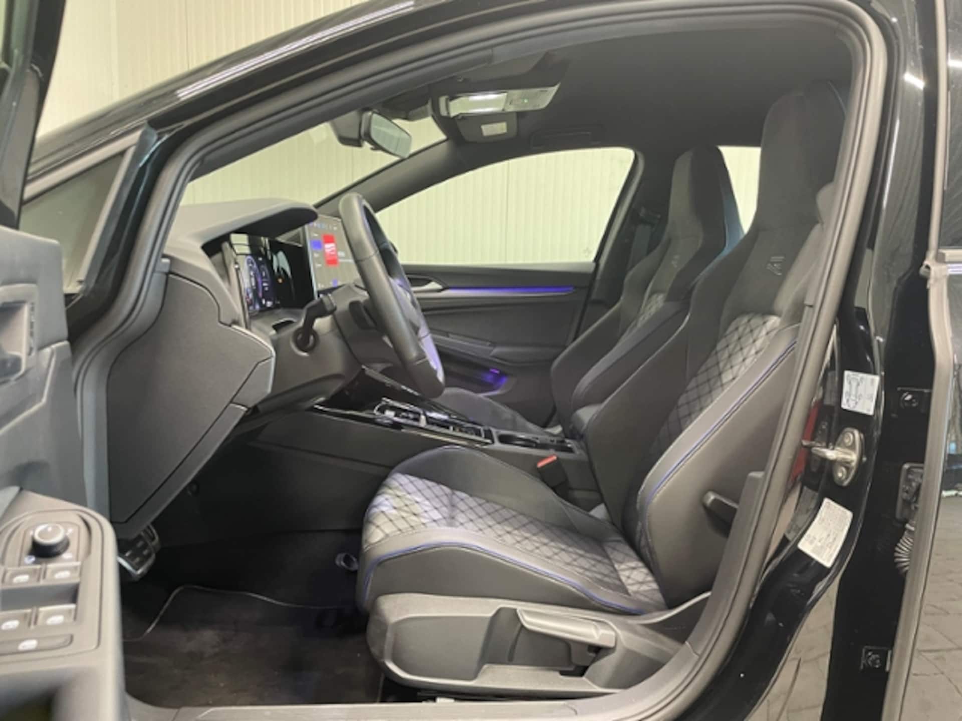 Volkswagen Golf Variant R-Line