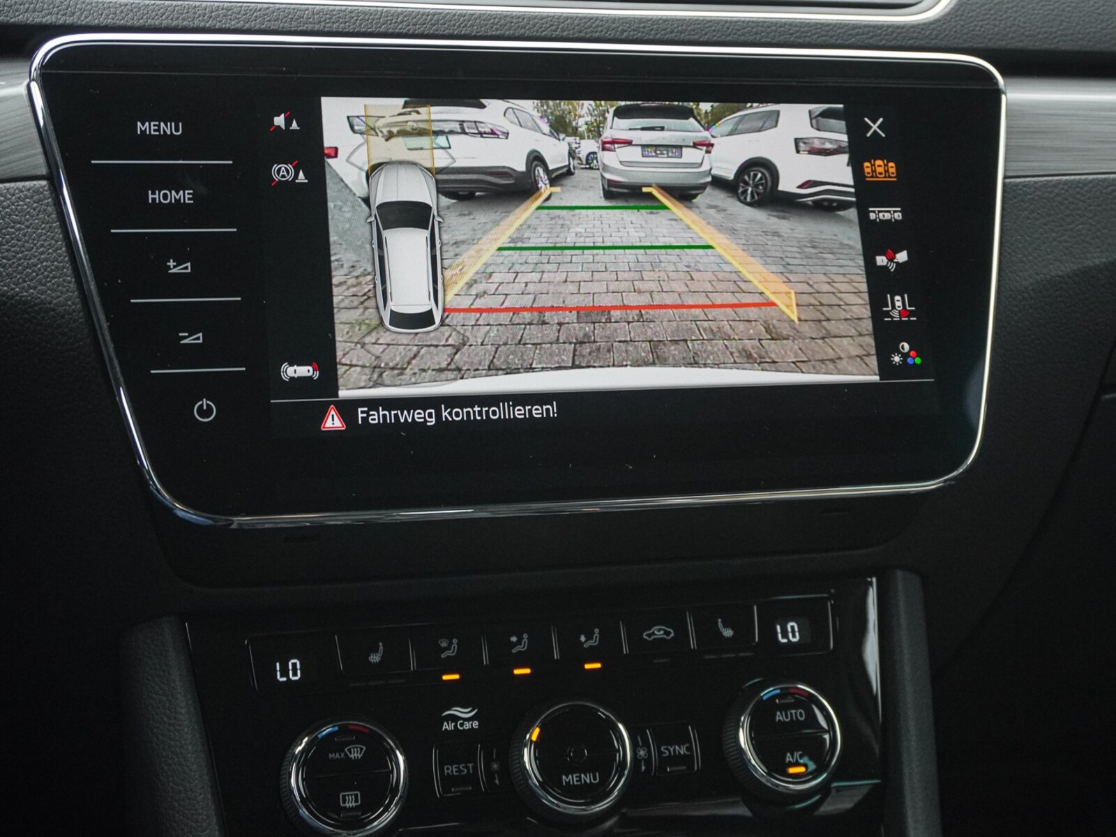 Škoda Superb Combi – Bild 13