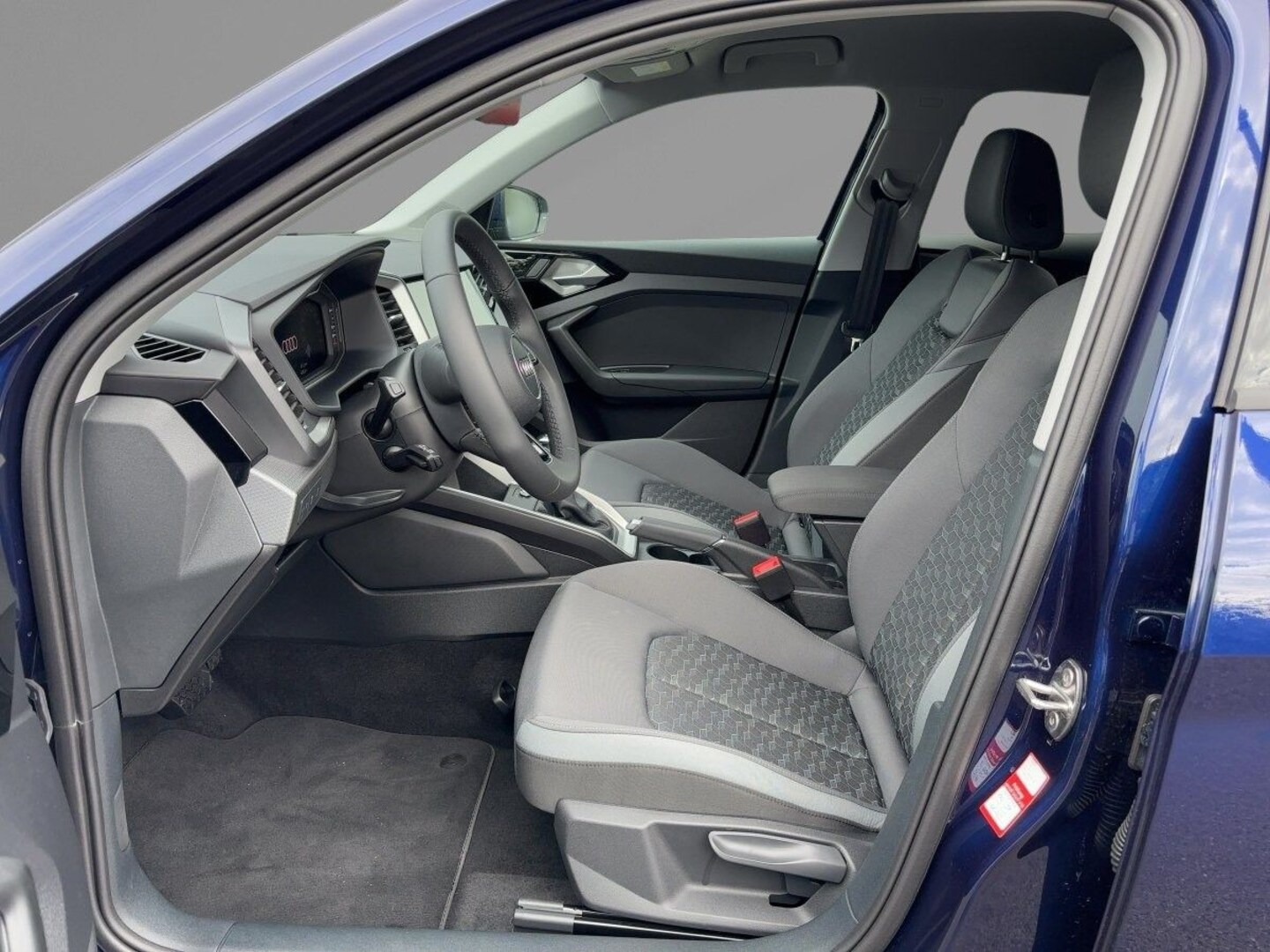 Bild über Audi A1 allstreet 30 TFSI S tronic - für weitere Informationen kontaktieren Sie den Audi Partner