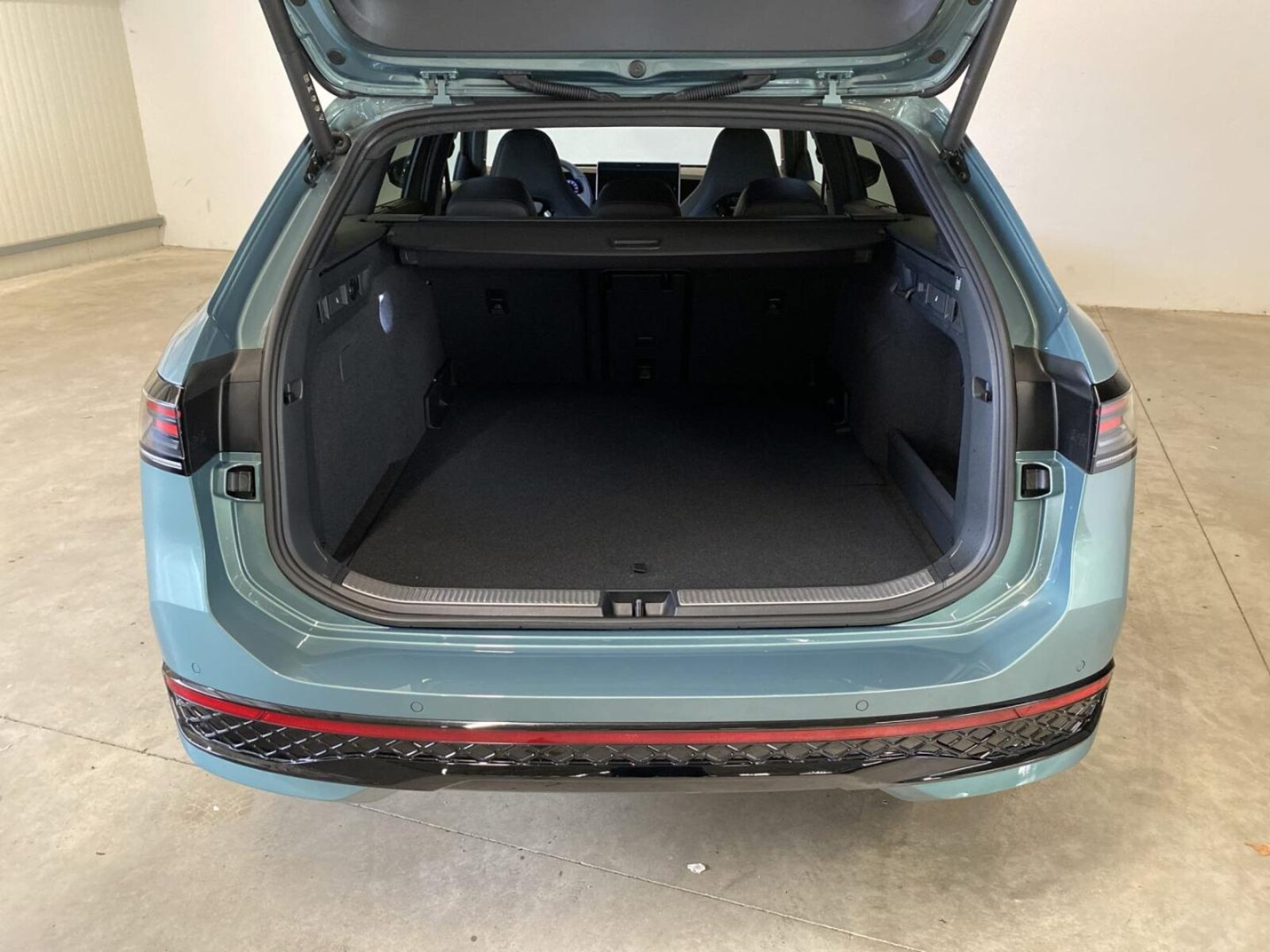 Volkswagen Passat – Bild 8