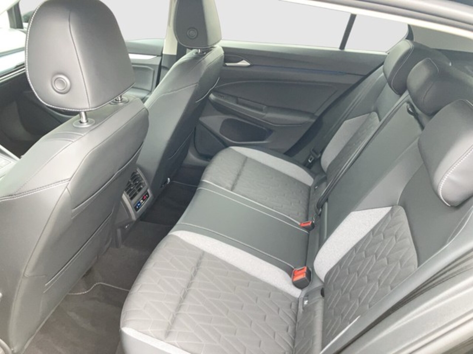 Volkswagen Golf – Bild 13