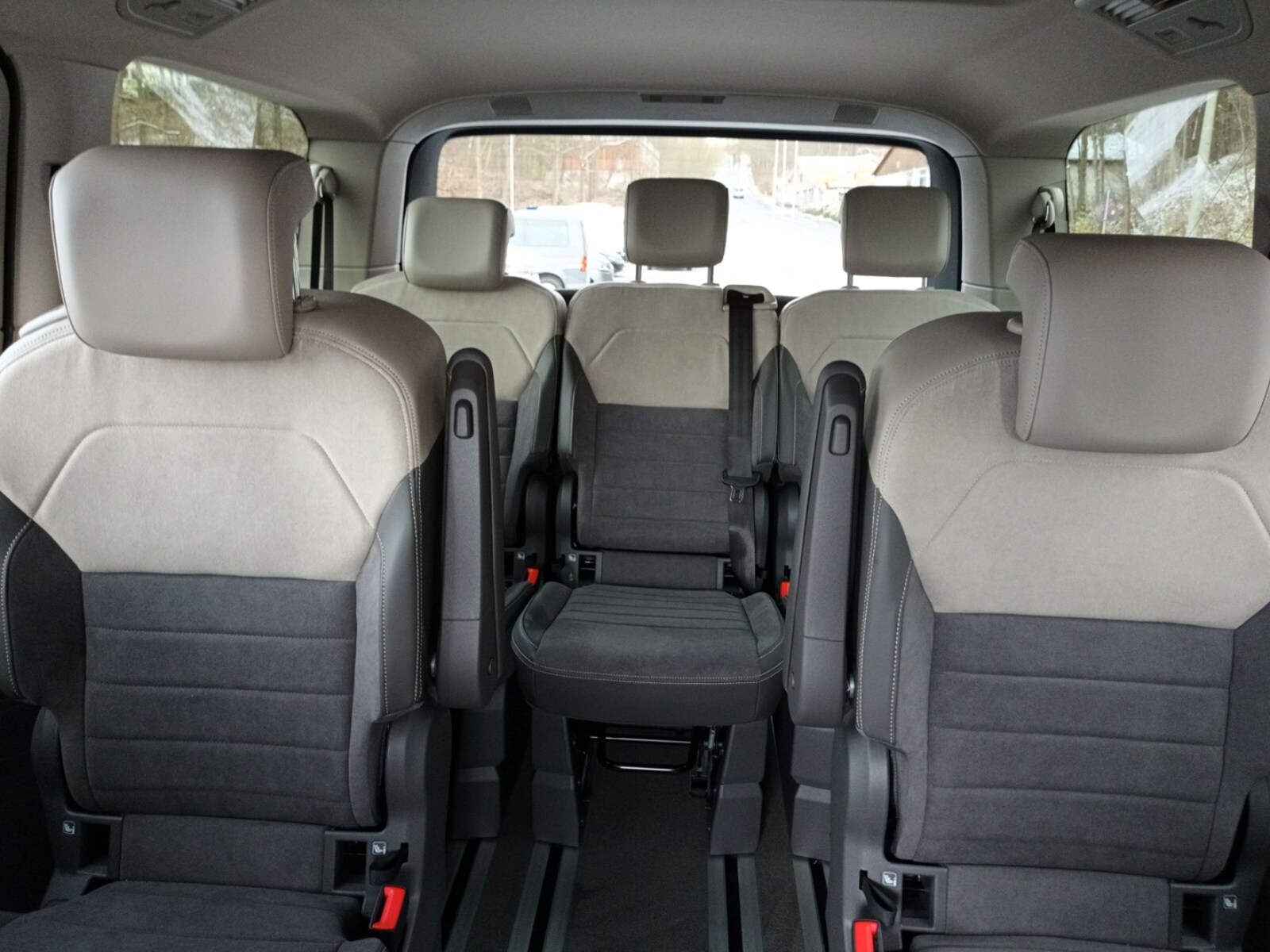 Volkswagen Multivan Langversion – Bild 15