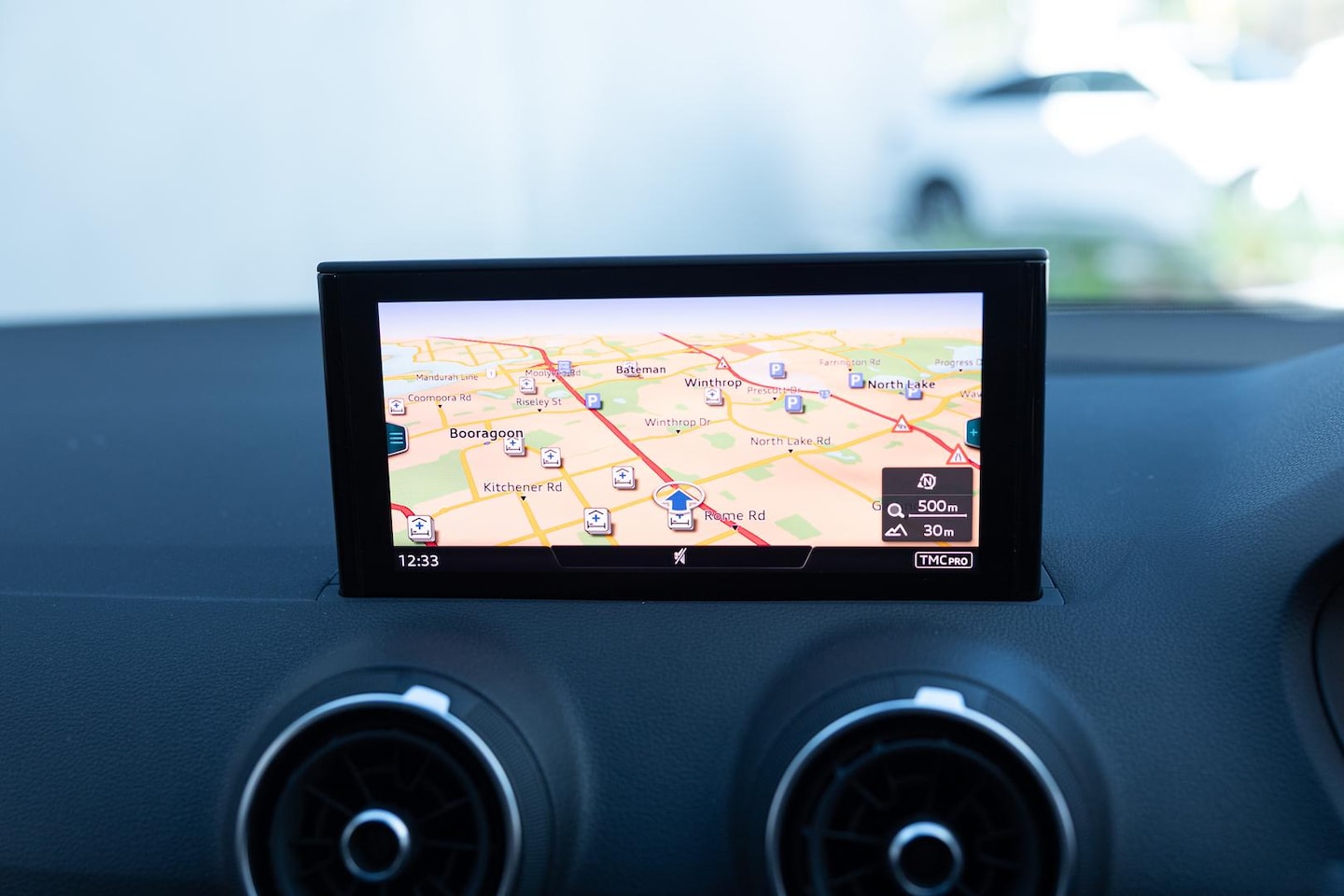 Image about Audi Q2 35 TFSI S tronic
