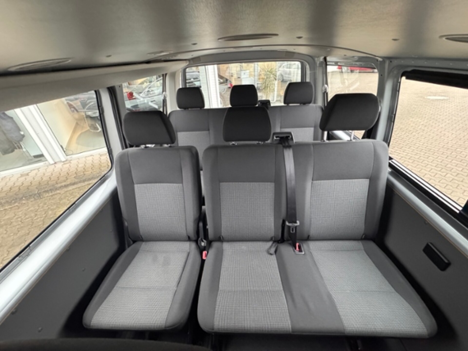 Volkswagen T6.1 Transporter Kombi kurzer Radstand