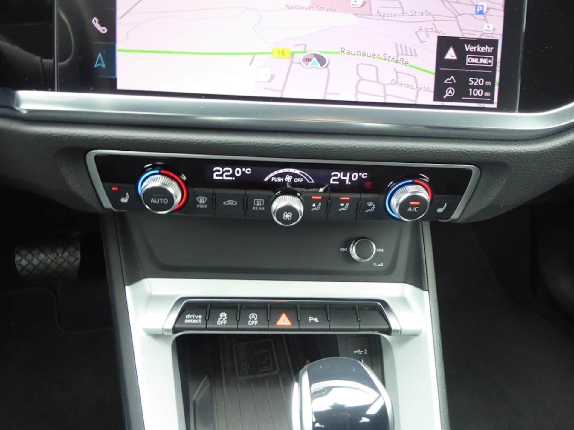 Audi Q3 Sportback S line