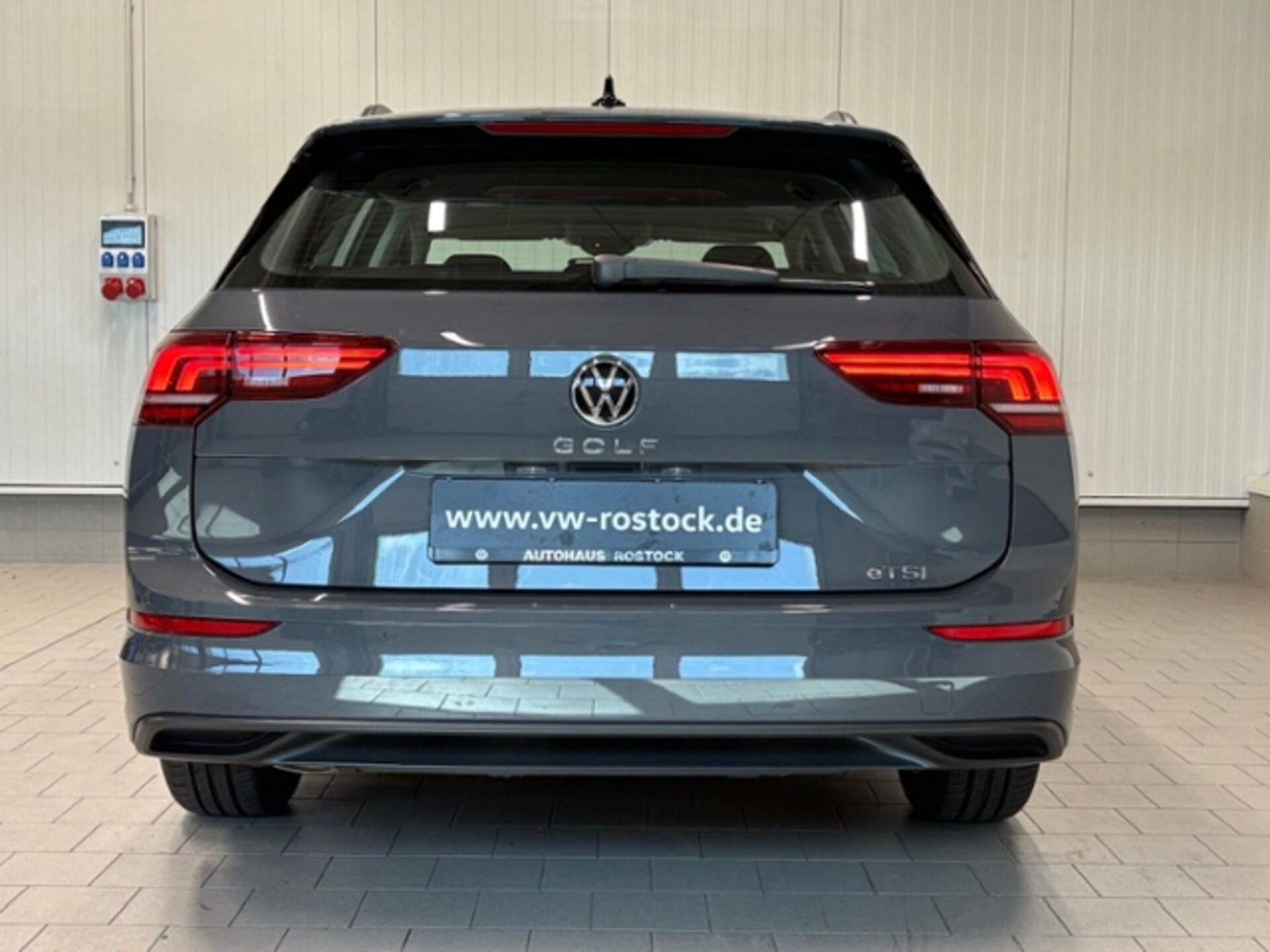 Volkswagen Golf Variant Life