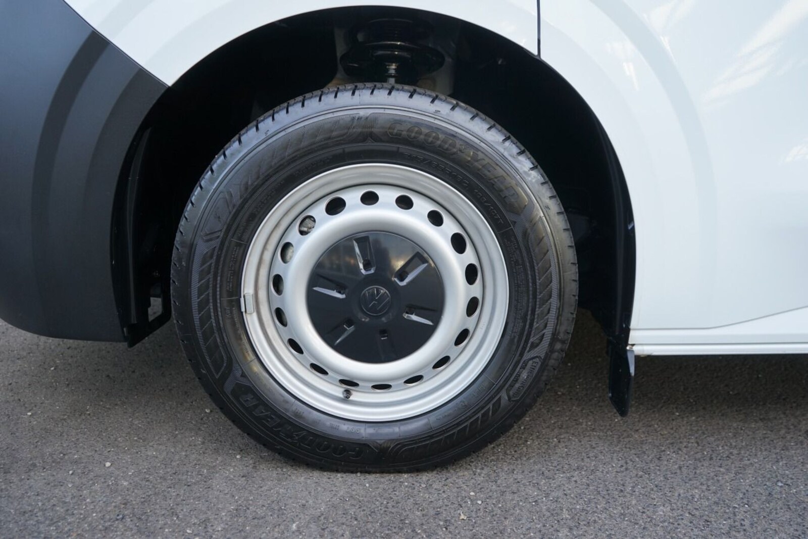 Volkswagen Transporter Kasten langer Radstand – Bild 19