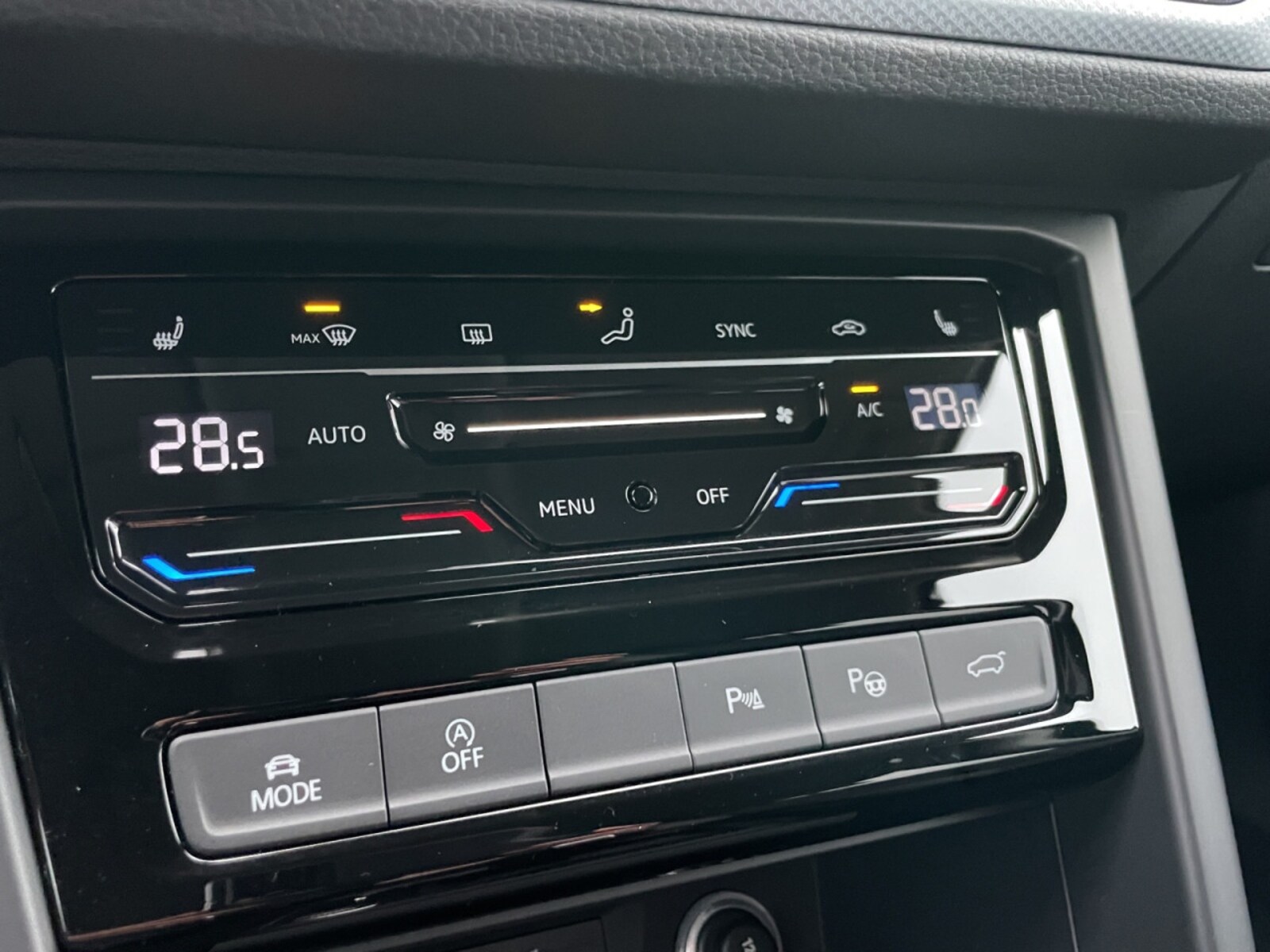 Volkswagen Touran – Bild 16