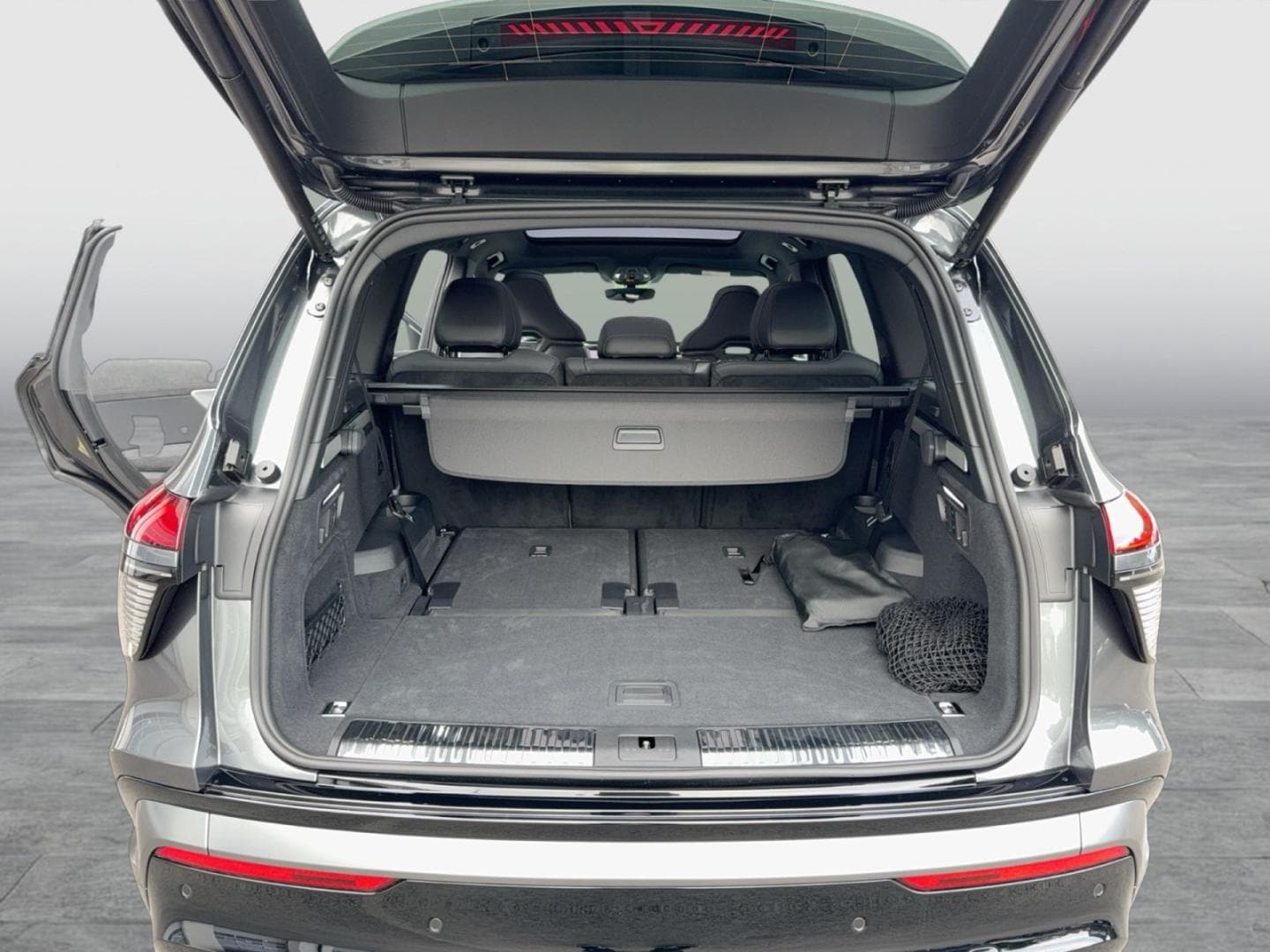 Bild über Audi Q7 SUV TDI quattro 220 kW tiptronic - für weitere Informationen kontaktieren Sie den Audi Partner