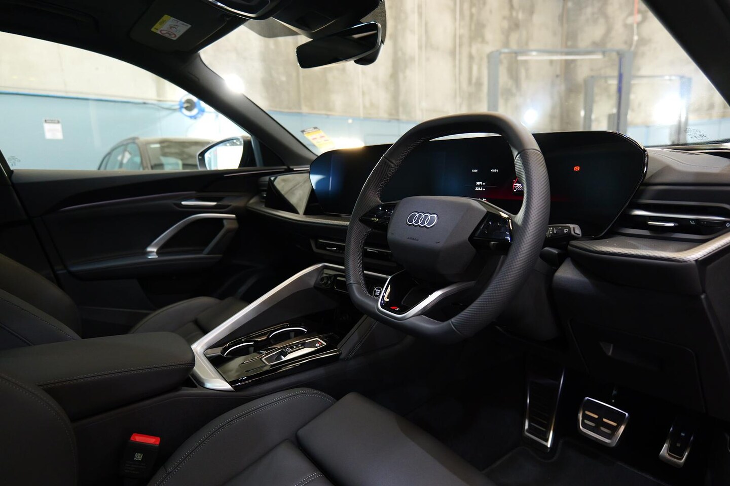 Image about Audi Q5 SUV e-hybrid quattro S tronic