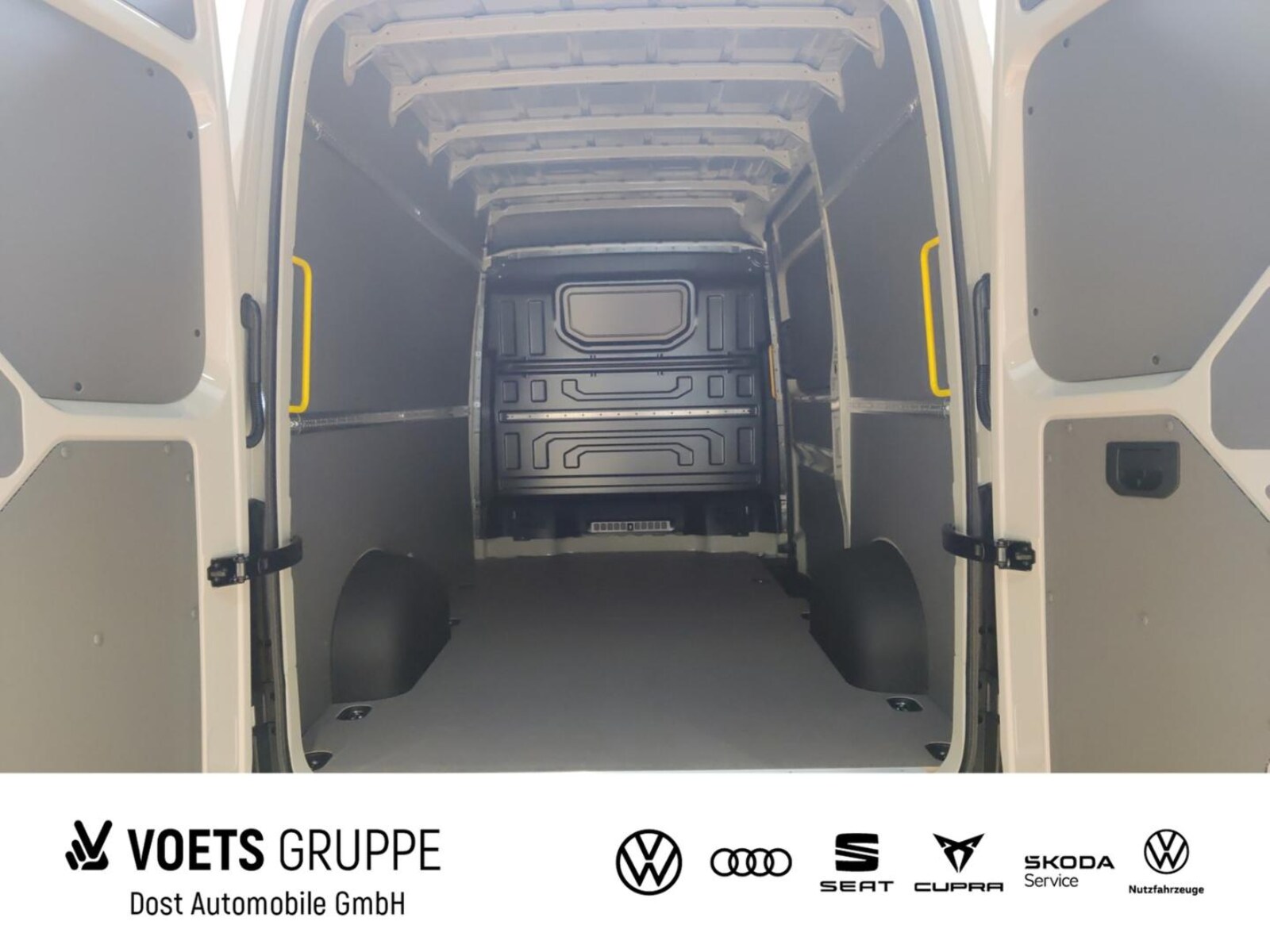 Volkswagen Crafter Kasten mittlerer Radstand – Bild 13