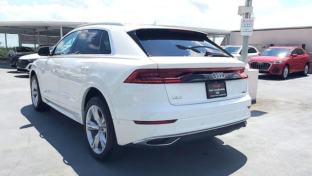 2023 Audi Q8
